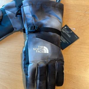 Brand new north face gloves
